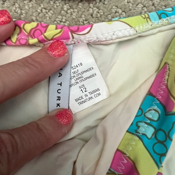 Trina Turk Bikini Set Multicolor Abstract Print Halter Top & Side Hipster Bottom - Picture 2 of 3